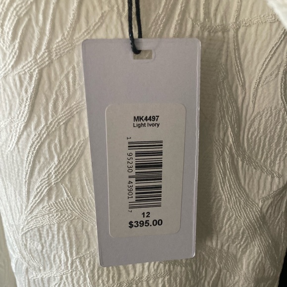 One33 Social
Long Sleeve Jacquard Dress with Fringe - Picture 4 of 10